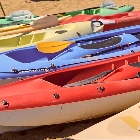 דירה Bright Flat Next To The *