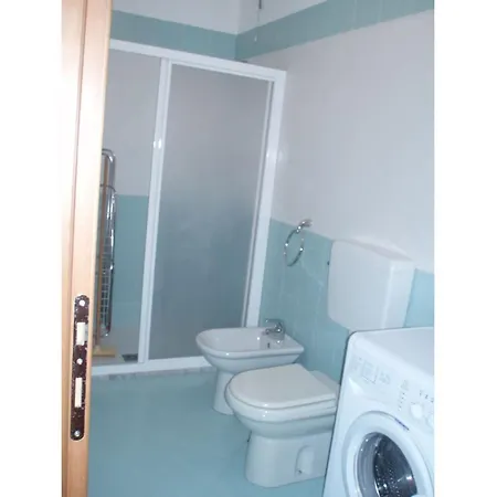 Bright Flat Next To The דירה *