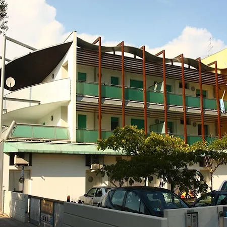 דירה Bright Flat Next To The ביביונה