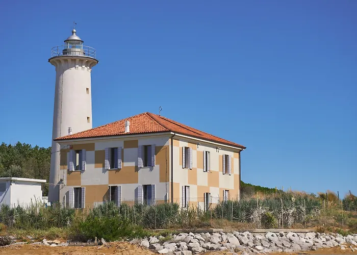 Bright Flat Next To The アパート ビビオーネ