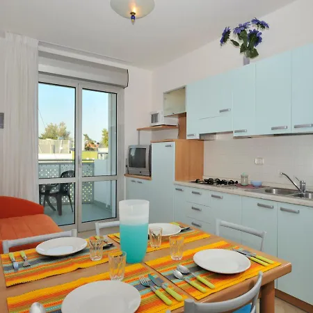 Bright Flat Next To The Διαμέρισμα *