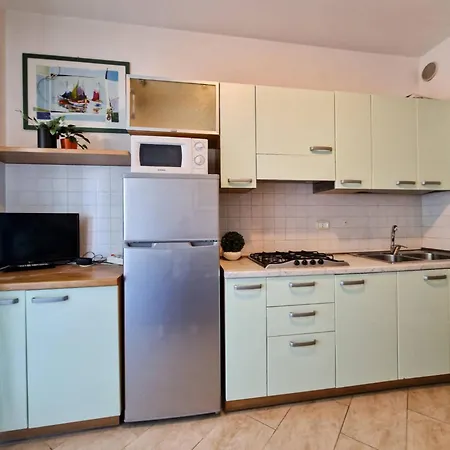 Bright Flat Next To The * Bibione